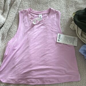 Ultralight waist length tank top Lululemon